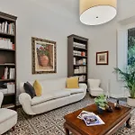 4 Suites, Frescoes And Garden