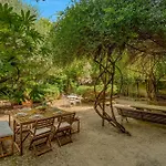 4 Suites, Frescoes And Garden