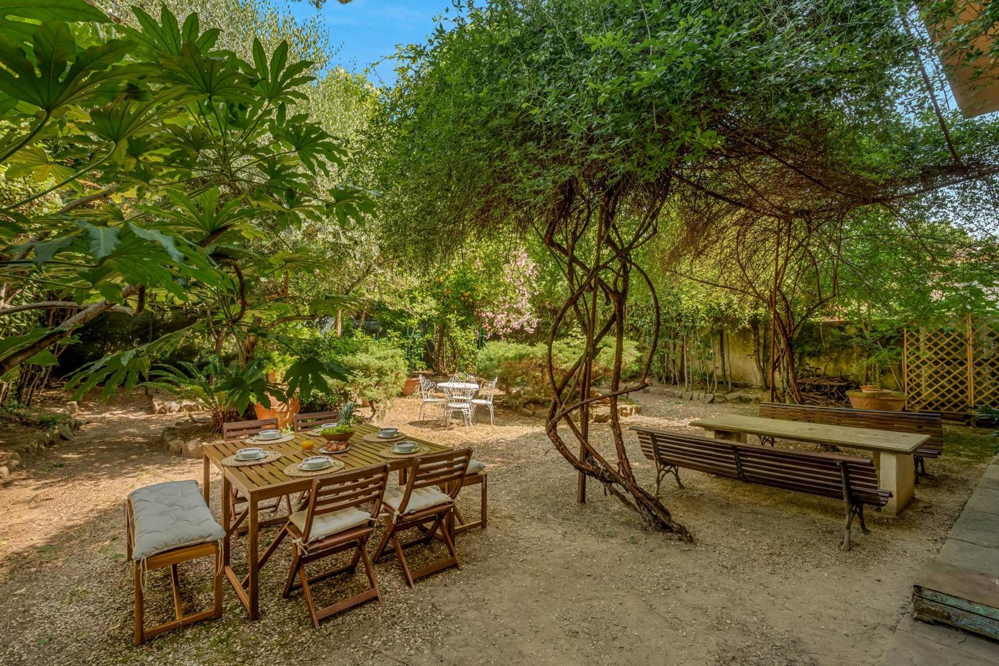 Apartment 4 Suites, Frescoes And Garden Florence