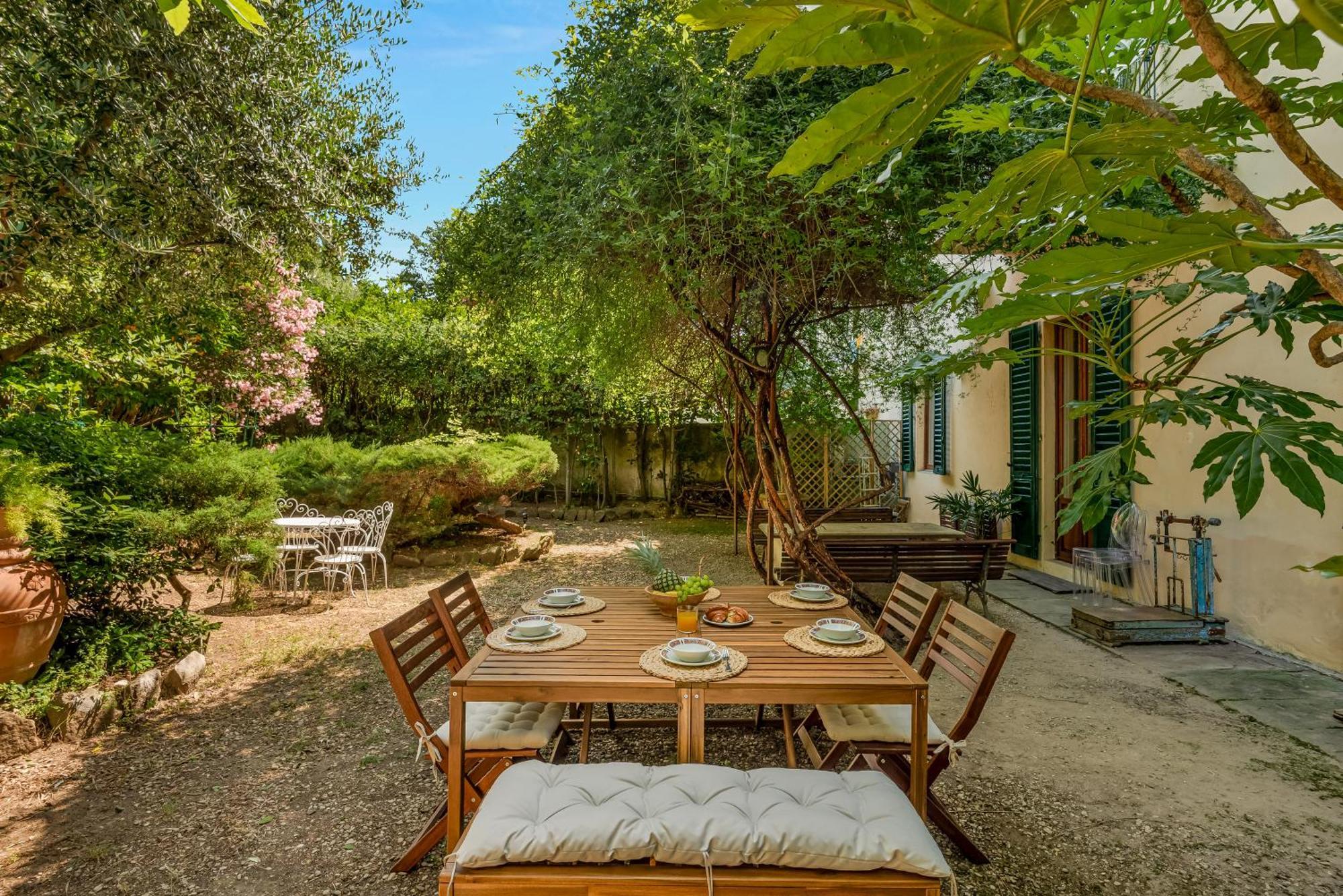 Apartment 4 Suites, Frescoes And Garden Florence