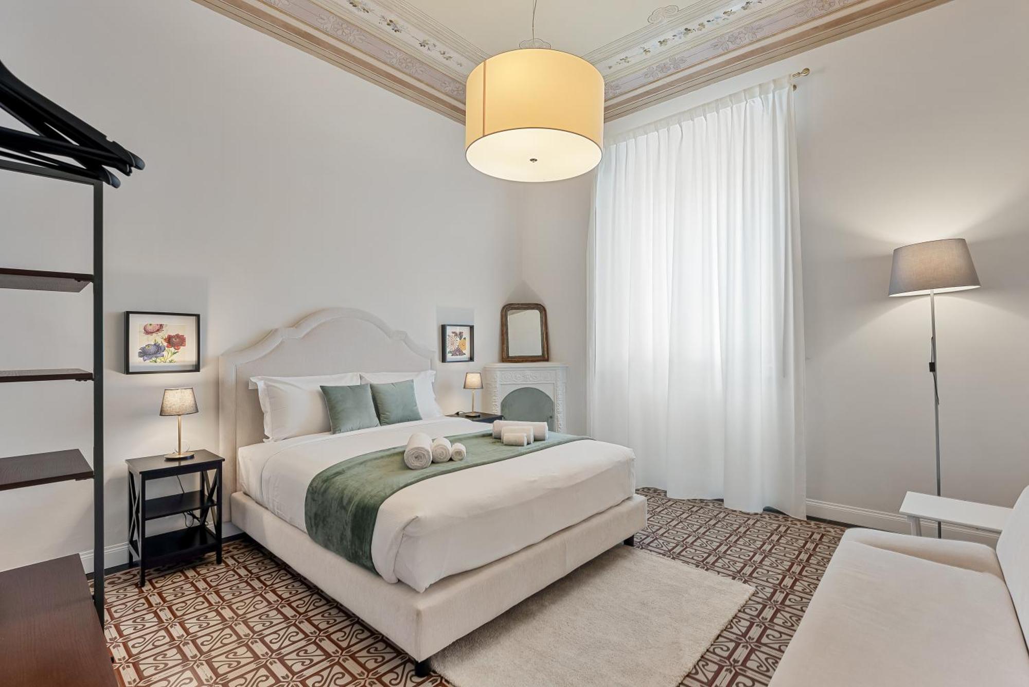 4 Suites, Frescoes And Garden * Florence