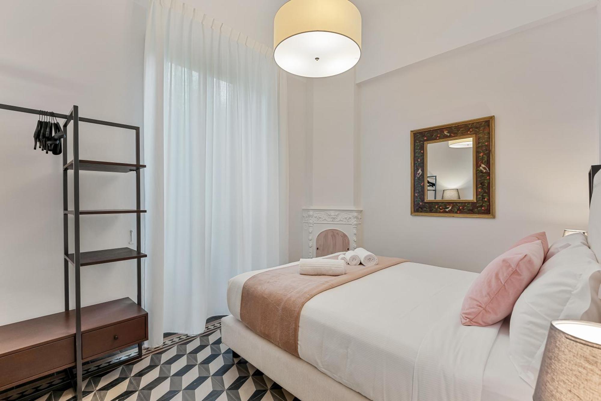 Apartment 4 Suites, Frescoes And Garden Florence